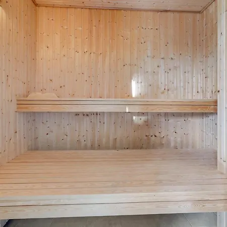 Preciosa Casa En Væggerløse Con Sauna Сasa de vacaciones *
